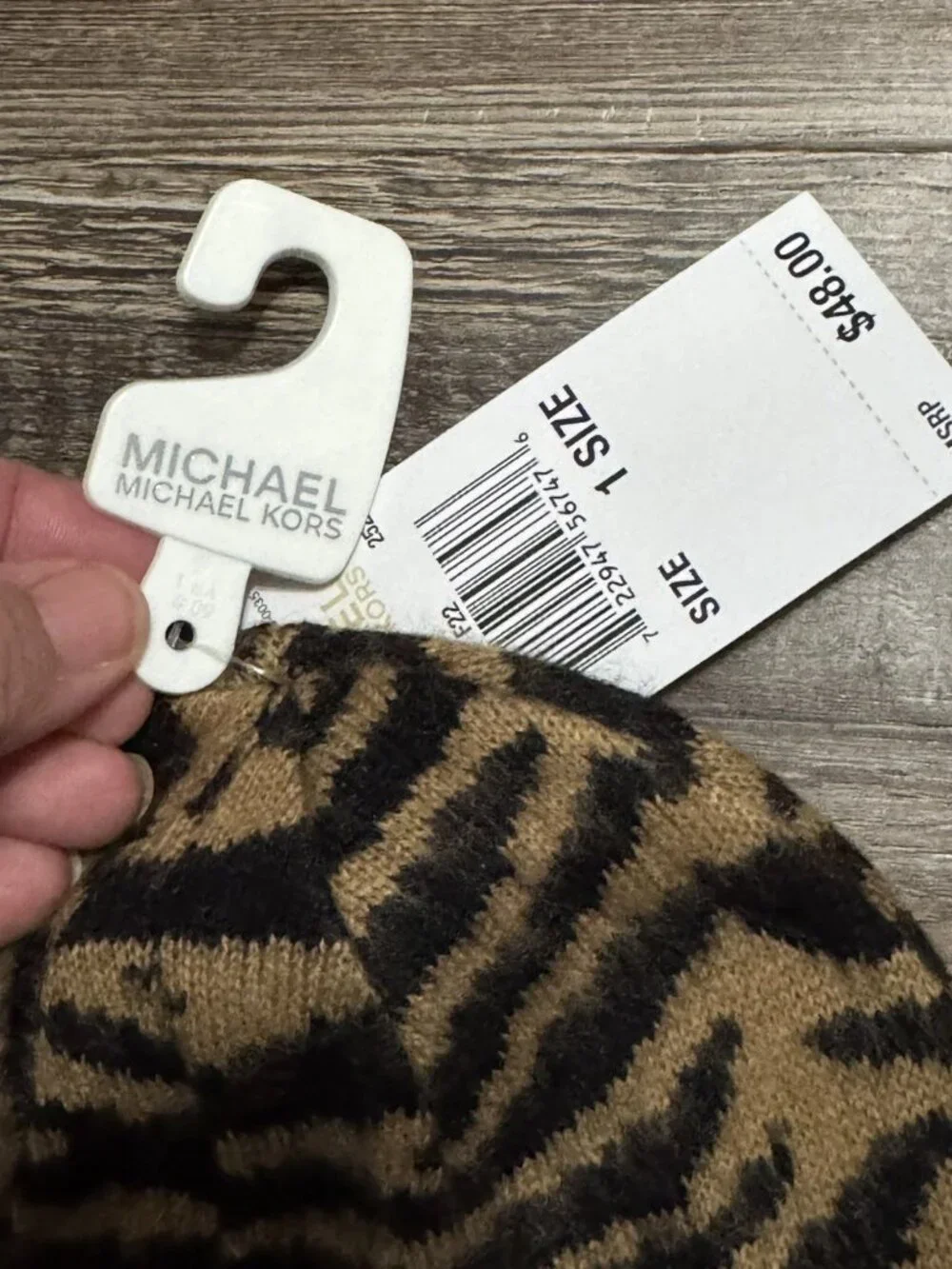 NWT Michael Kors Women Tiger Stripe Knit Beanie Cuffed One Size MSRP $48